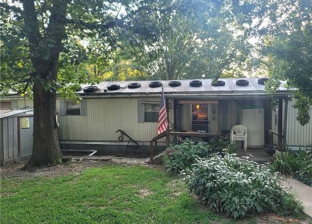 Property at 18440 Beaver Hollow Rd, Garfield, AR 72732, 2 beds, 2 baths
