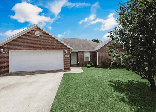 Property at 2167 Sweetwater Ranch Ave, Springdale, AR 72764, 3 beds, 2 baths
