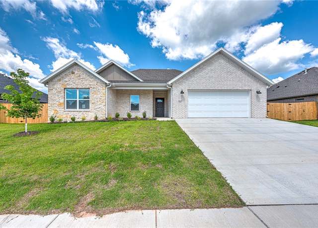 Property at 157 N Adler Ave, Farmington, AR 72730, 3 beds, 2 baths