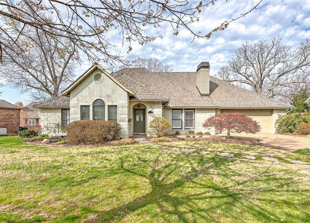Property at 62 Champions Blvd, Rogers, AR 72758, 3 beds, 2.5 baths