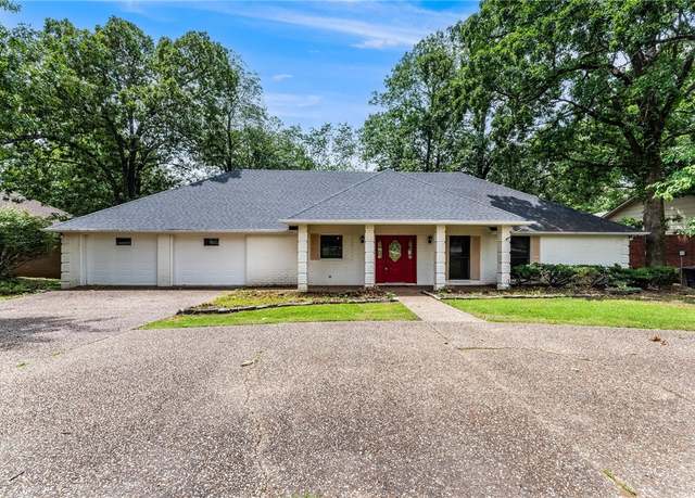Property at 409 Lakeview Dr, Springdale, AR 72764, 3 beds, 2 baths