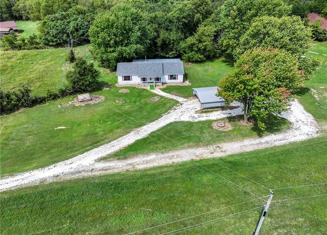 Property at 21314 Tara Nicole Ln, Lincoln, AR 72744, 3 beds, 2 baths