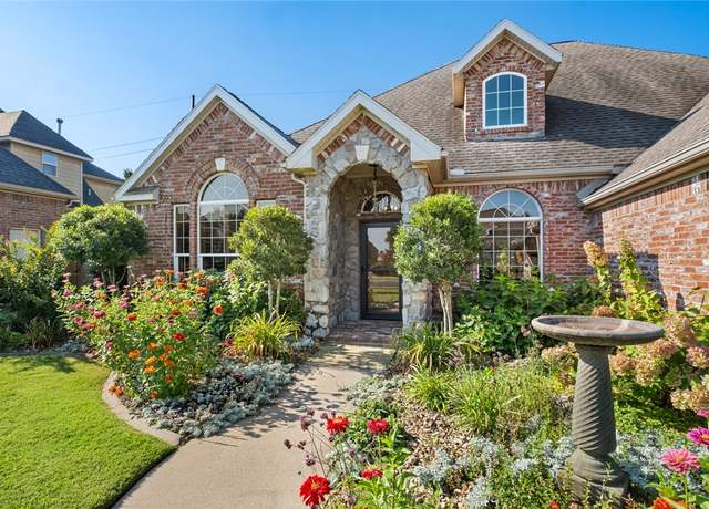 Property at 903 SW Edinburgh Ave, Bentonville, AR 72713, 3 beds, 3 baths