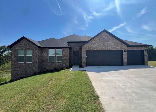 Property at 100 N Kit Kat Ct, Siloam Springs, AR 72761, 4 beds, 2 baths