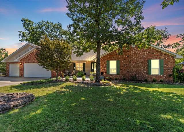 Property at 6 Belaire Dr, Holiday Island, AR 72631, 4 beds, 3 baths