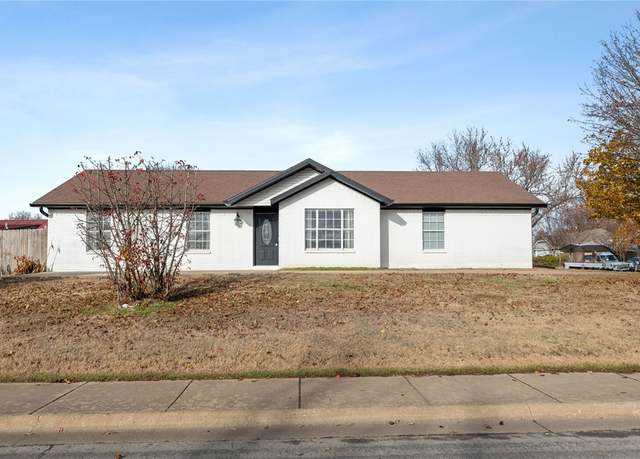 Property at 100 Melody St, Lowell, AR 72745, 3 beds, 2 baths