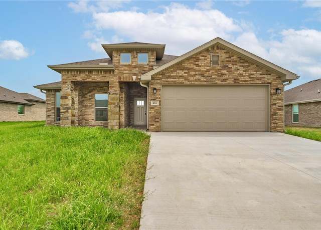 Property at 624 Lewis St, Pea Ridge, AR 72751, 3 beds, 2 baths