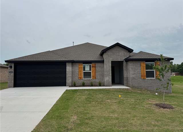 Property at 1081 Vista Ave, Prairie Grove, AR 72753, 4 beds, 2 baths