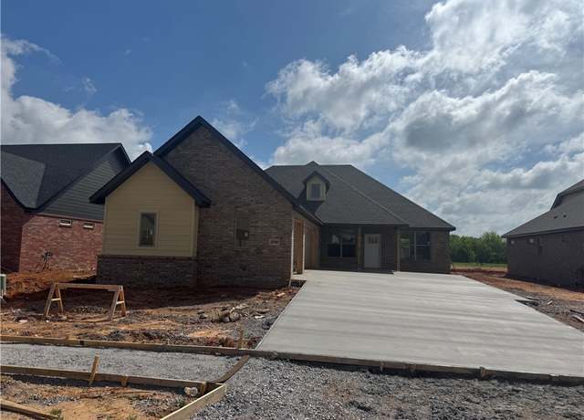 Property at 4705 SW Elderwood St, Bentonville, AR 72713, 4 beds, 3 baths