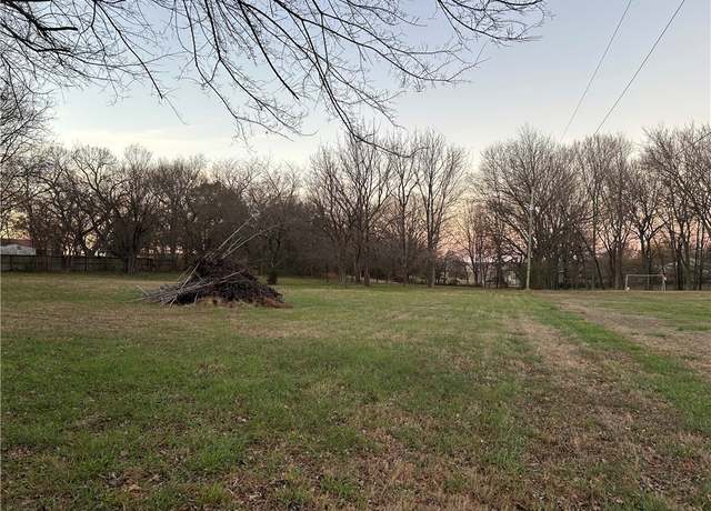 Property at Douglas, Prairie Grove, AR 72753