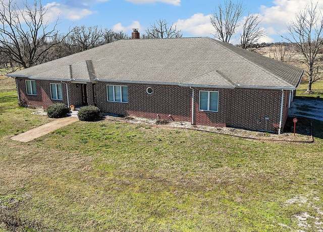 Property at 21671 State Hwy. 37, Cassville, MO 65625, 5 beds, 4 baths