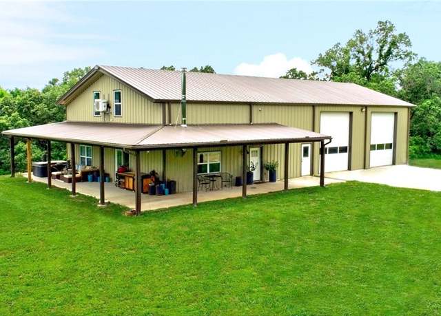 Property at 13330 S Hendrix Rd, Bentonville, AR 72712, 3 beds, 1.5 baths