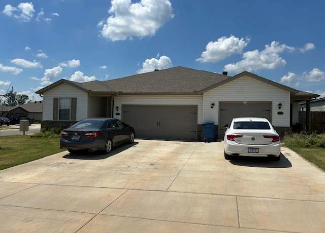 Property at 6501/6503 NW Vandergriff St, Bentonville, AR 72713, 6 beds, 4 baths