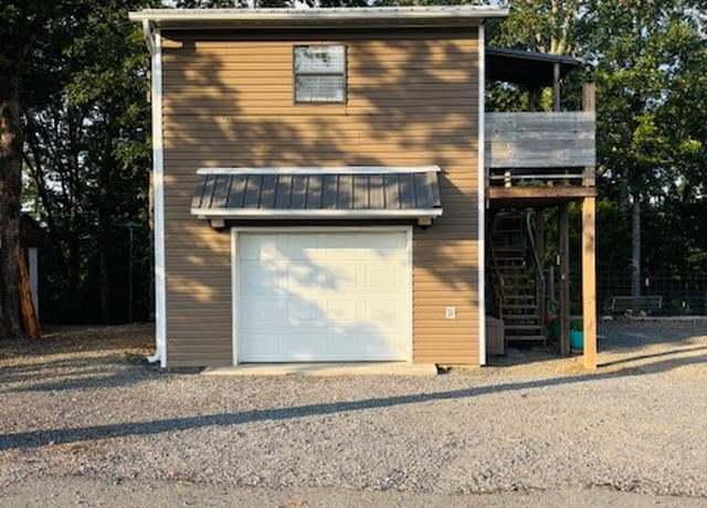 Property at 5640 Highway 65 N, Clinton, AR 72031, 2 beds, 2 baths