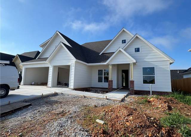 Property at 2727 Amaris Ave, Lowell, AR 72745, 4 beds, 3 baths