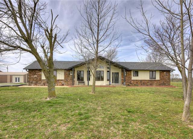 Property at 2117 State Highway 76, Exeter, MO 65647, 3 beds, 2 baths