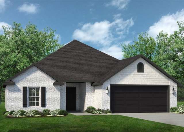 Property at 405 W Smith St, West Fork, AR 72774, 3 beds, 2 baths