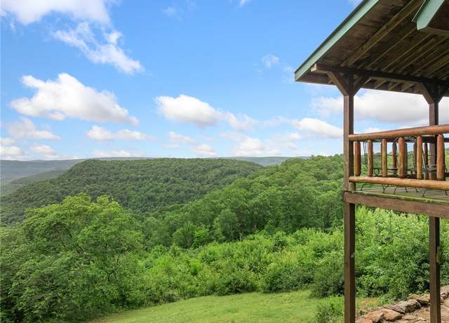 Property at 10323 Ar 7, Jasper, AR 72641, 2 beds, 1.5 baths