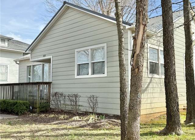 Property at 809 W Central Ave, Bentonville, AR 72712, 2 beds, 0.5 baths