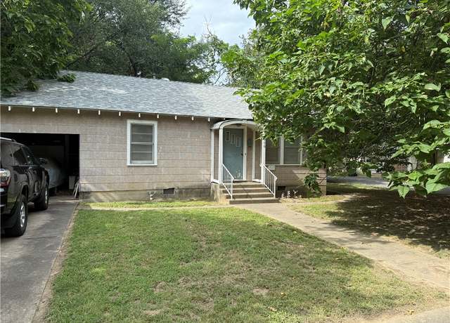 Property at 500 Center Ave, Springdale, AR 72764, 2 beds, 1 bath