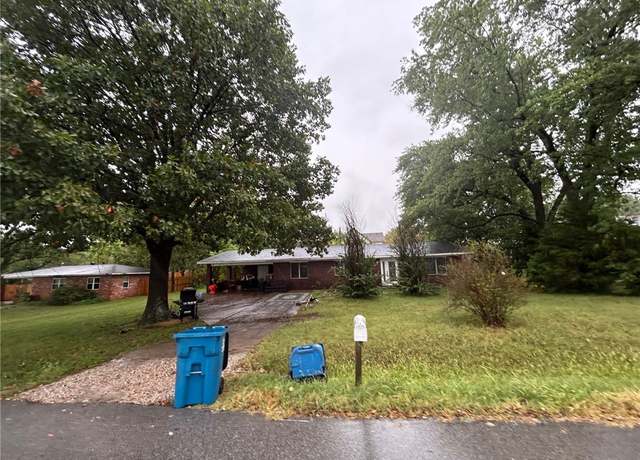 Property at 608 Birmingham St, Gravette, AR 72736, 3 beds, 1 bath