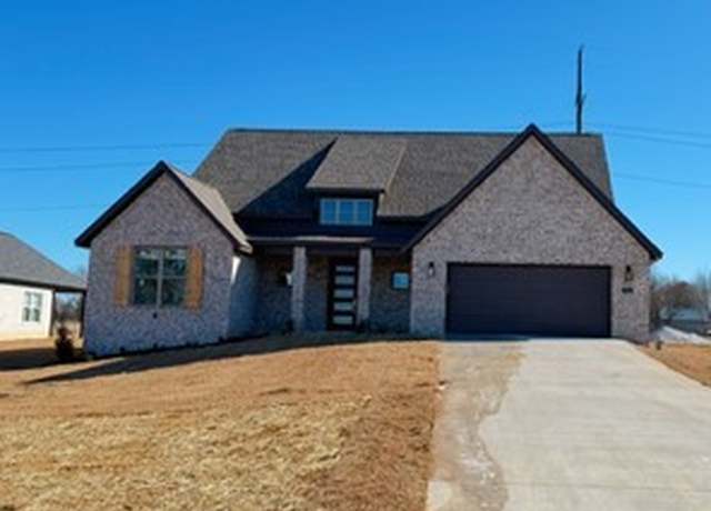 Property at 316 Fiori St, Springdale, AR 72762, 4 beds, 3 baths