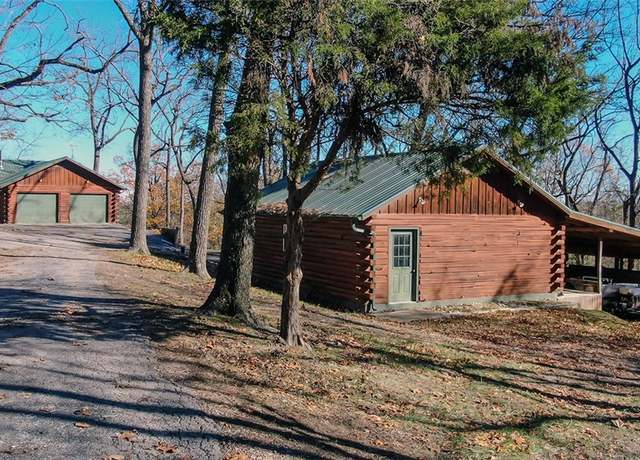 Property at 431 County Road 140, Eureka Springs, AR 72632, 3 beds, 2 baths