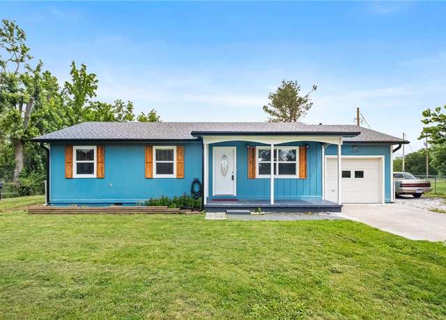 Property at 1109 Little Flock Dr, Rogers, AR 72756, 3 beds, 2 baths