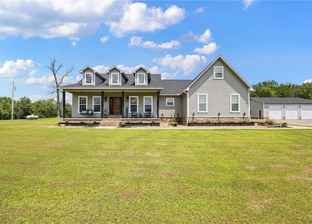 Property at 292 Water Falls Ln, Russellville, AR 72802, 4 beds, 2 baths