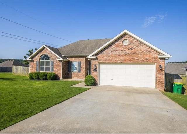Property at 6331 Clay Ave, Springdale, AR 72762, 3 beds, 2 baths
