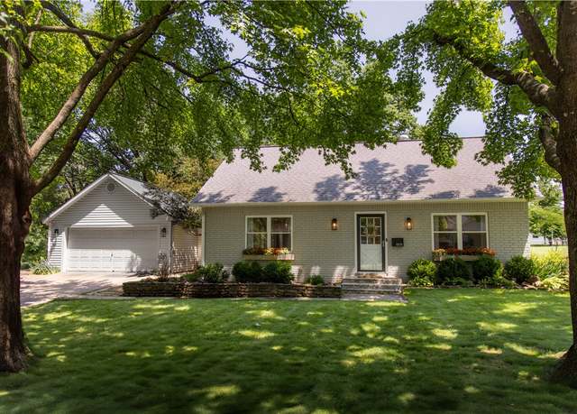 Property at 1205 NE 2nd St, Bentonville, AR 72712, 4 beds, 2.5 baths
