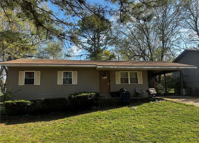 Property at 3608 W Hill Ave, Harrison, AR 72601, 3 beds, 1 bath