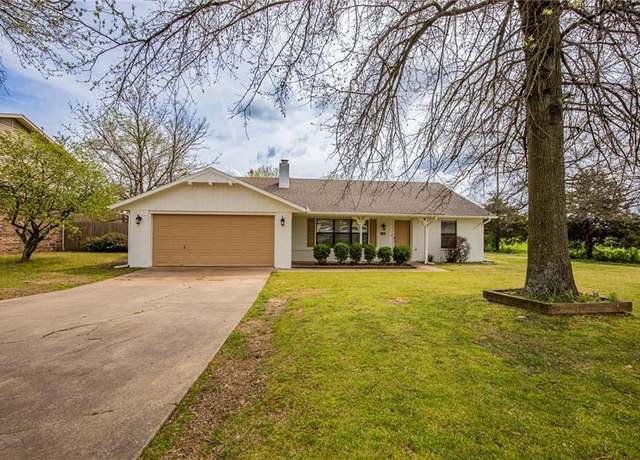 Property at 5315 Walden St, Lowell, AR 72745, 3 beds, 2 baths