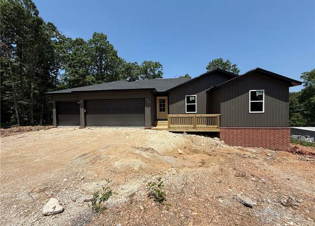 Property at 11 Kirkcolm Dr, Bella Vista, AR 72715, 3 beds, 2.5 baths