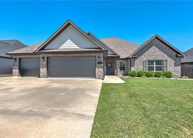 Property at 310 Ceola Ave, Springdale, AR 72762, 4 beds, 3 baths