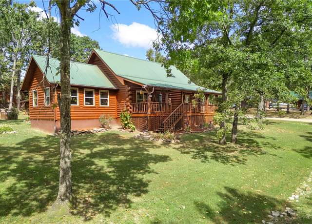 Property at 634 Cedar Ln, Lead Hill, AR 72644, 3 beds, 2 baths