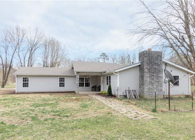 Property at 13226 N Old Wire Rd, Rogers, AR 72756, 3 beds, 3 baths