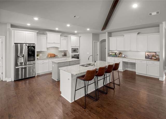 Property at 4400 SW Alfalfa Ave, Bentonville, AR 72713, 4 beds, 3.5 baths