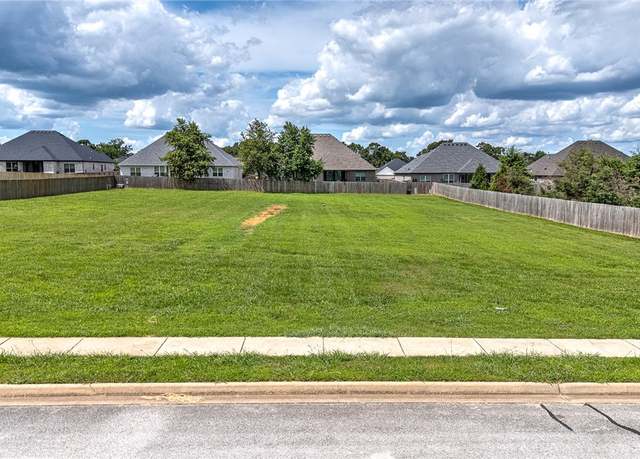 Property at 384 Eagle Ridge Dr, Farmington, AR 72730
