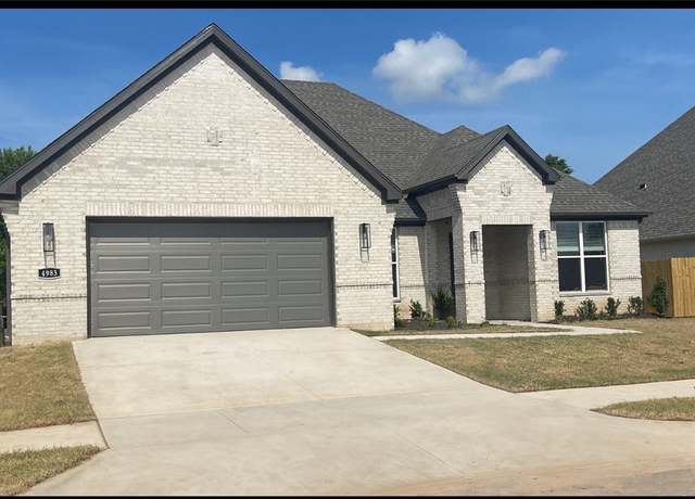 Property at 4983 N Delta Ave, Fayetteville, AR 72764, 4 beds, 3 baths