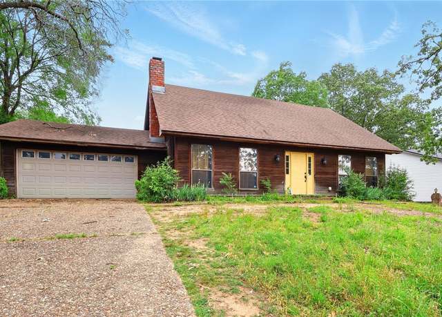 Property at 614 Beaconsfield Rd, Sherwood, AR 72120, 3 beds, 2.5 baths