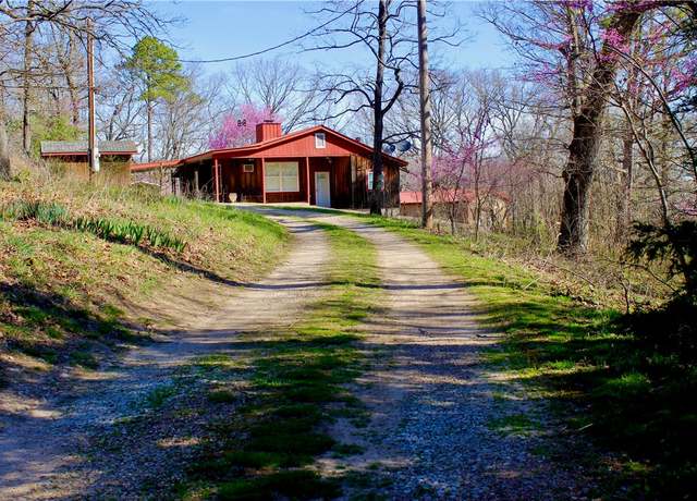 Property at 3369 County Road 207, Eureka Springs, AR 72632, 2 beds, 1 bath