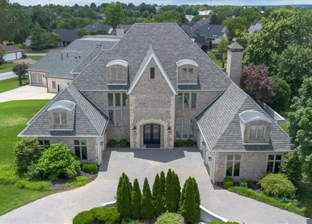 Property at 1 W Colonial Dr, Rogers, AR 72758, 4 beds, 5 baths