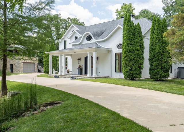 Property at 2022 W Osage Bnd, Fayetteville, AR 72701, 4 beds, 3.5 baths