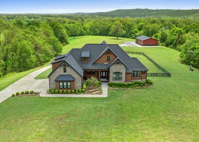 Property at 1699 E Bowen Blvd, Fayetteville, AR 72703, 5 beds, 5 baths
