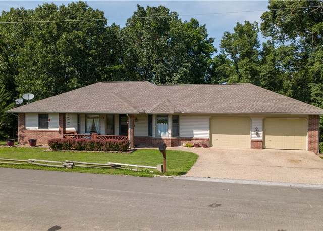 Property at 5 Coatbridge Ln, Bella Vista, AR 72715, 2 beds, 2 baths