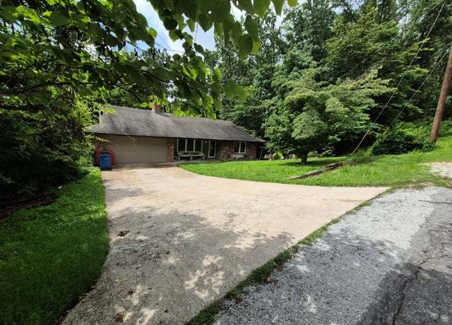 Property at 22 Hatcher Dr, Bella Vista, AR 72715, 4 beds, 3 baths