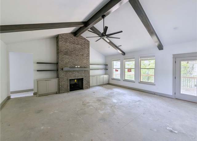 Property at 80 Taylor Dr, Bella Vista, AR 72714, 4 beds, 3 baths
