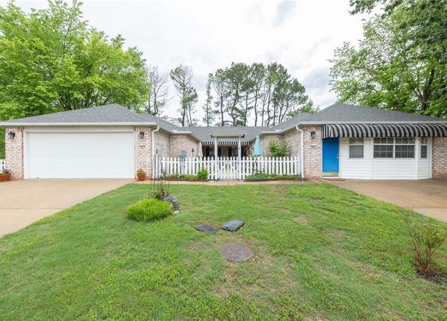 Property at 1879 & 1881 Pine Valley Dr, Fayetteville, AR 72704, 6 beds, 4 baths