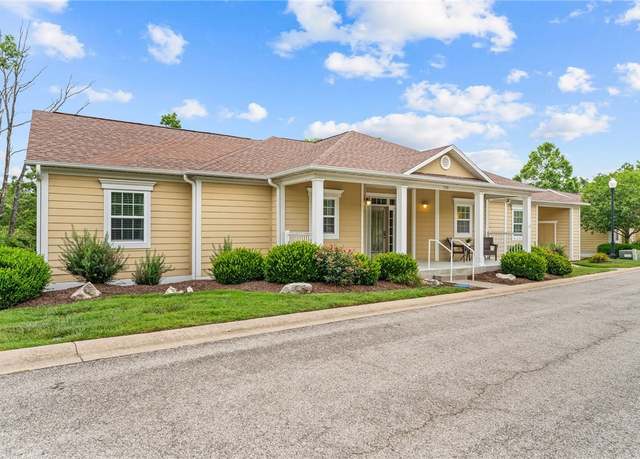 Property at 128 Mulligan Ct, Branson, MO 65616, 4 beds, 4 baths